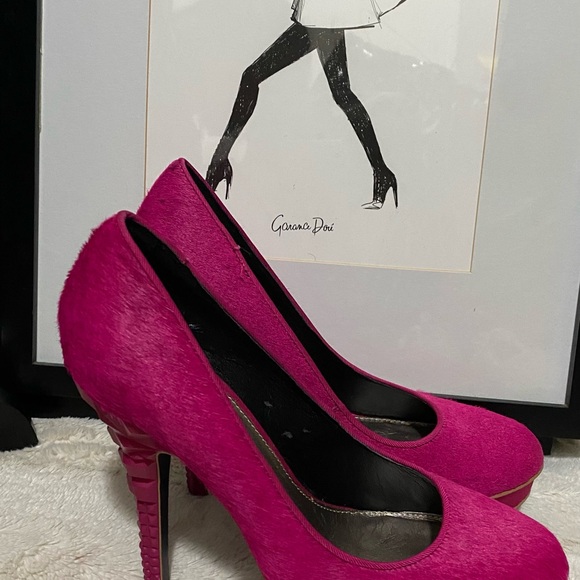 Rachel Roy Shoes - Picture 2 of 5